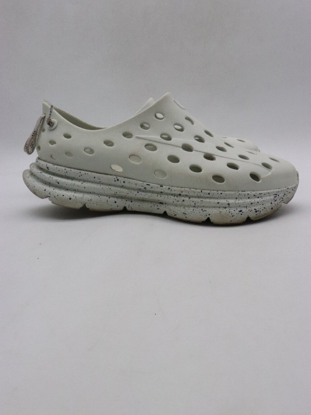 Kane Speckled Gray Breathable Slip-On Women's Size 7 Athlete Recovery Shoes